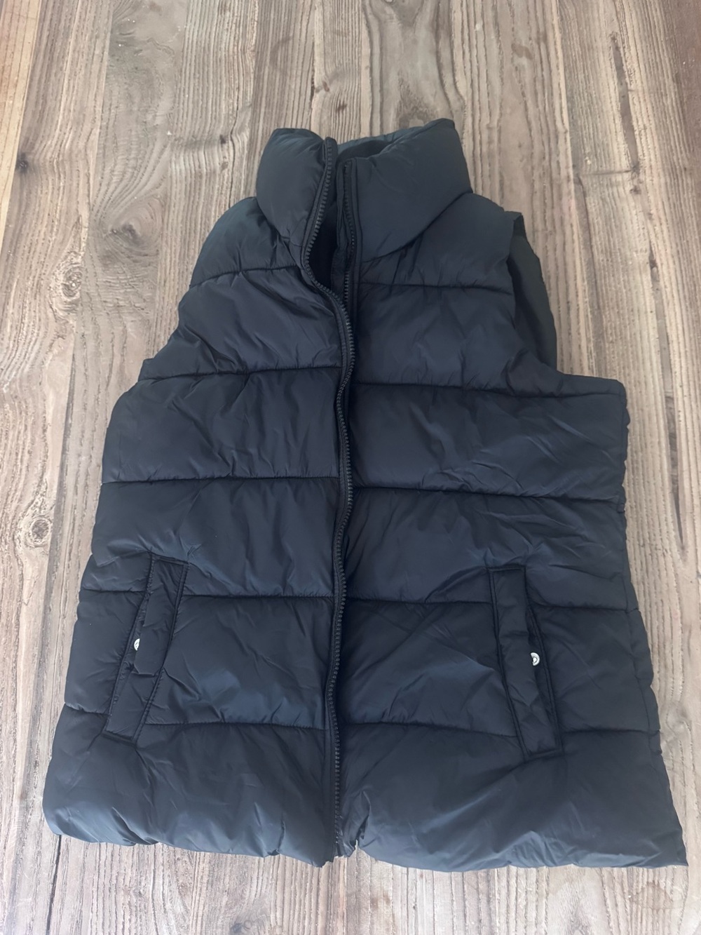 Old Navy Black Quilted Puffer Vest